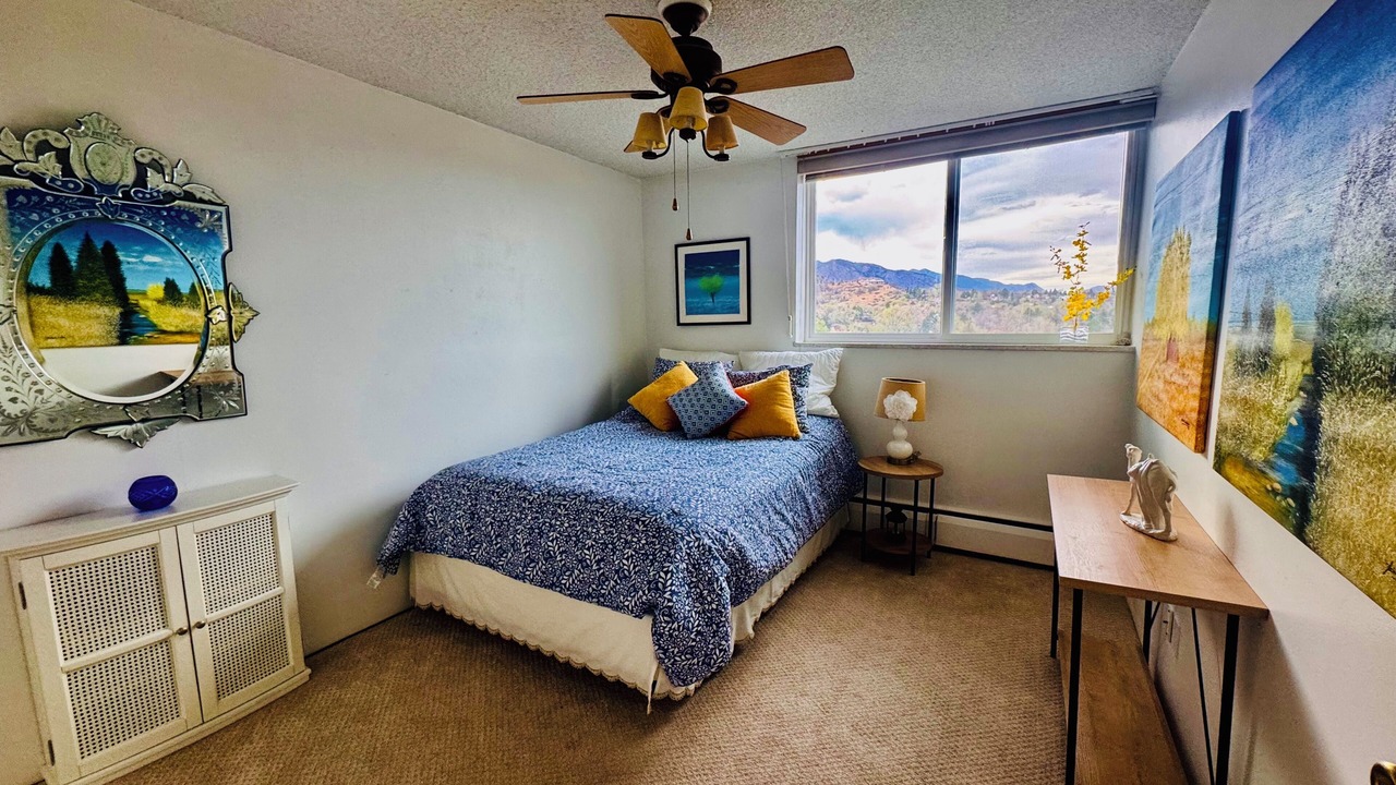 Photo of Bedroom in Skyway