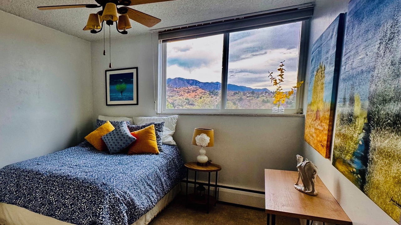 Photo of Bedroom in Skyway