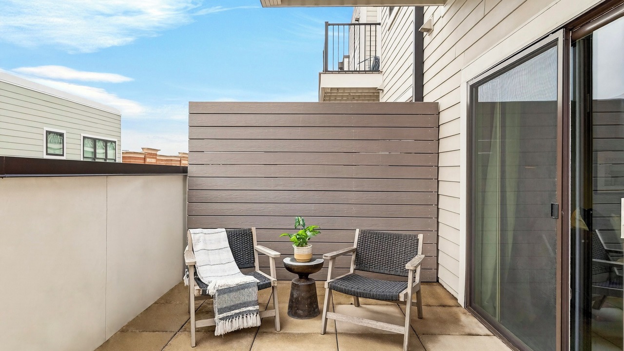 Photo of Patio Balcony in Hillsboro West End