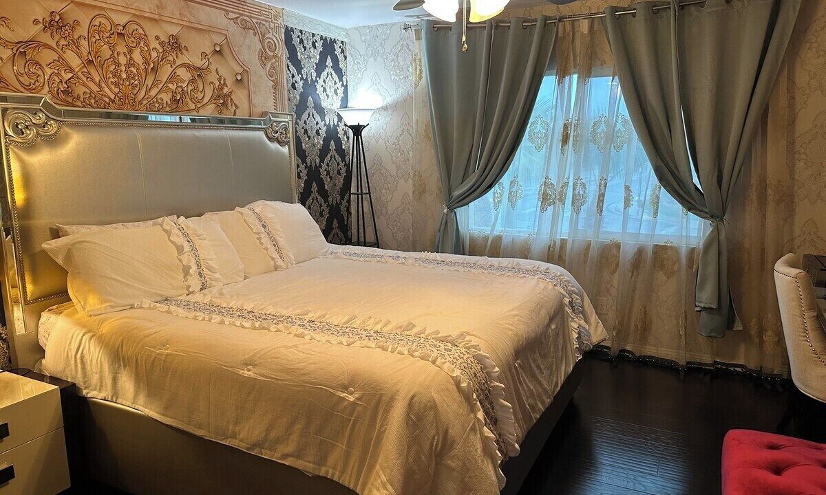 Photo of Bedroom in Arden