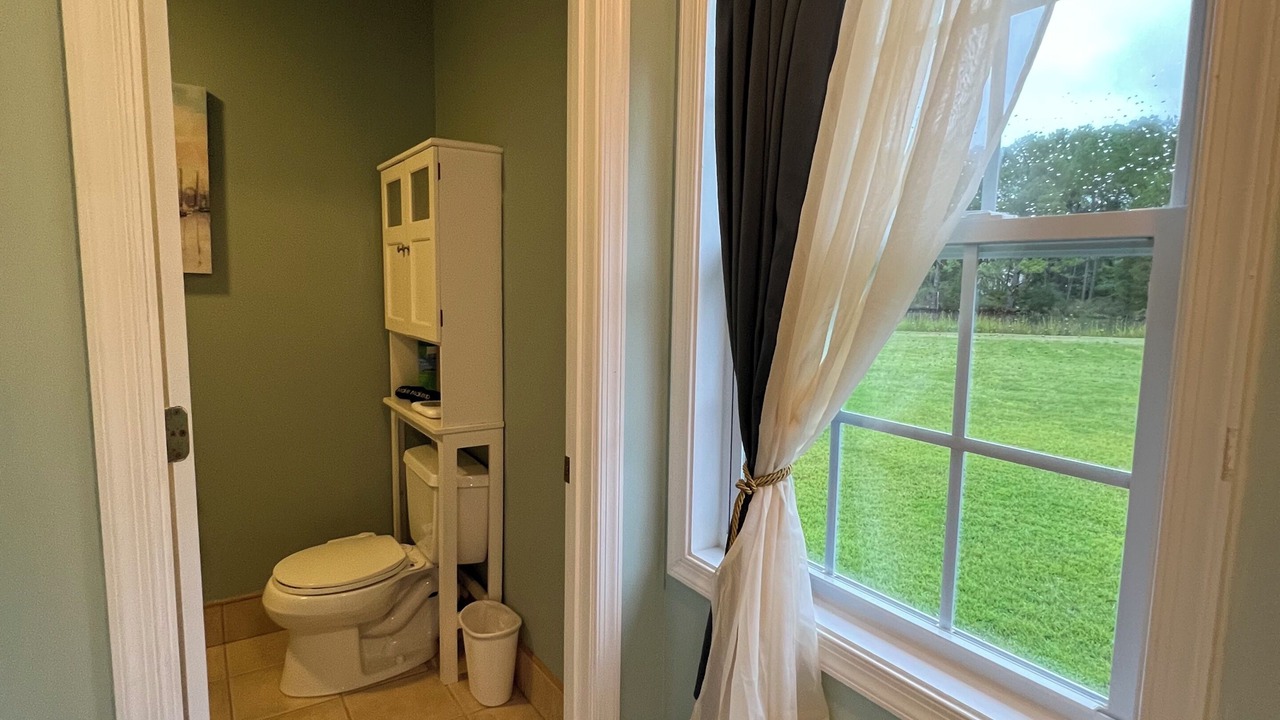 Photo of Bathroom in Achilles
