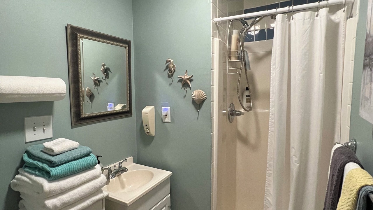Photo of Bathroom in Achilles