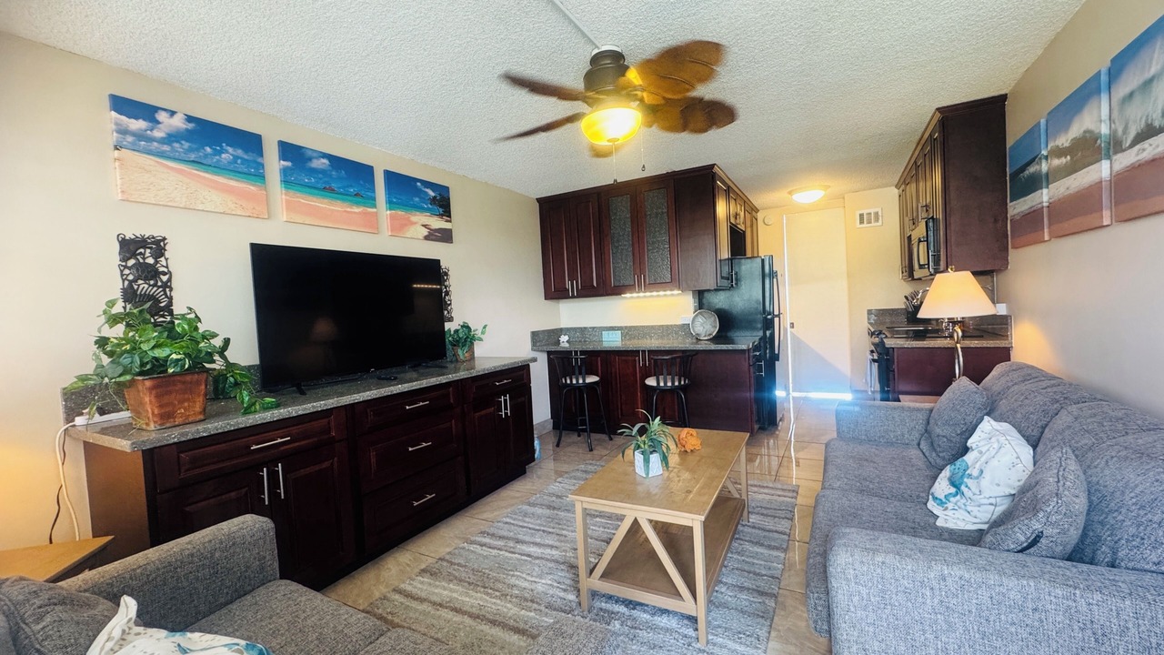 Photo of Livingroom in Makaha