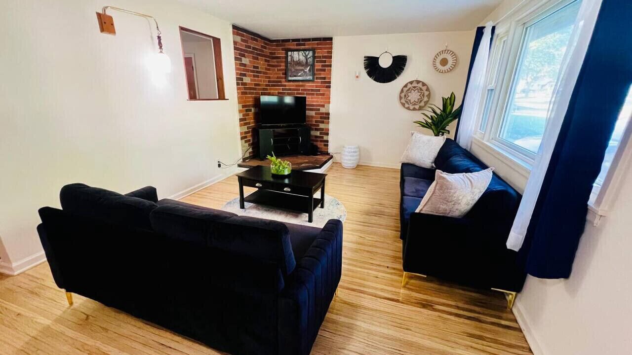 Photo of Livingroom in Rochester