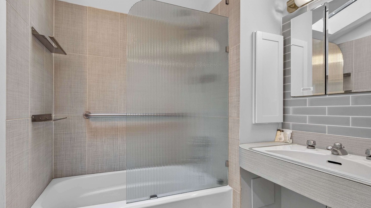 Photo of Bathroom in Caine Woods