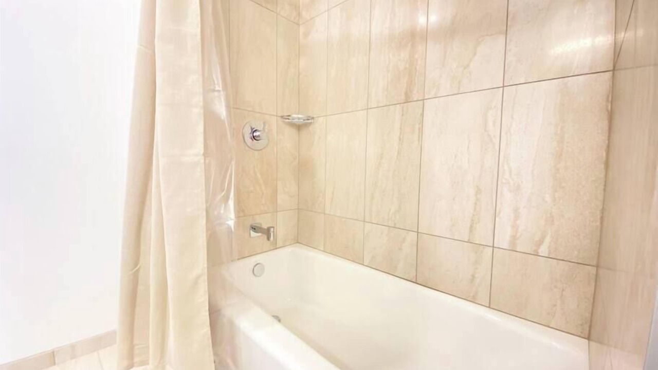 Photo of Bathroom in Ala Moana