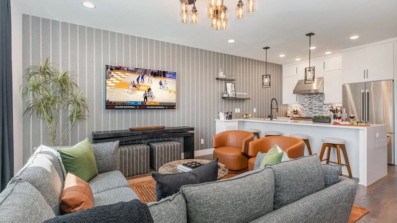 Photo of Livingroom in Katie Hill Neighborhood