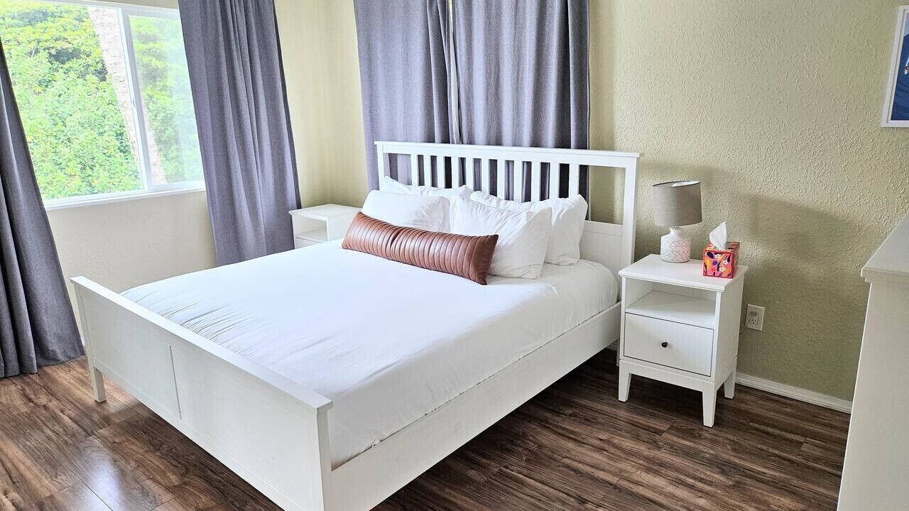 Photo of Bedroom in Punaluu