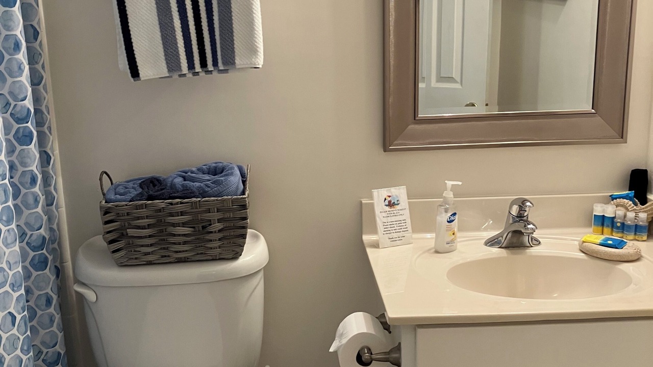 Photo of Bathroom in Demere Park