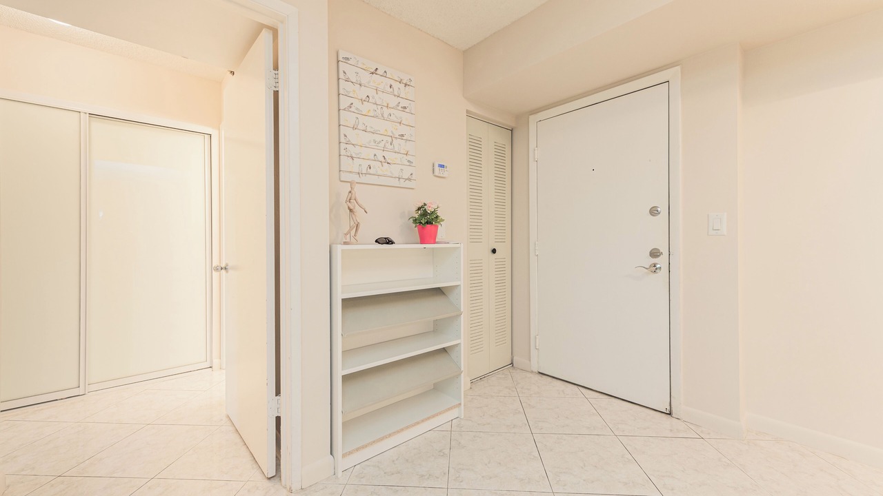 Photo of Others in Aventura