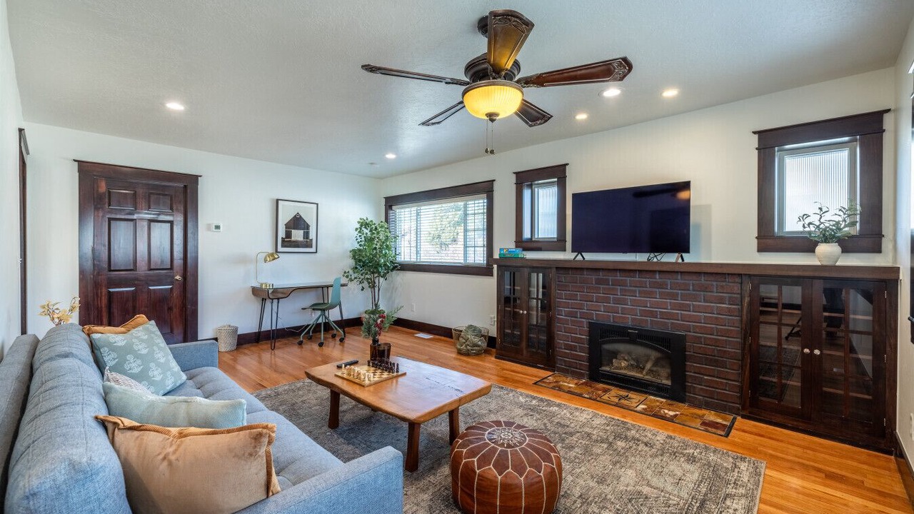 Photo of Livingroom in Canyon Rim
