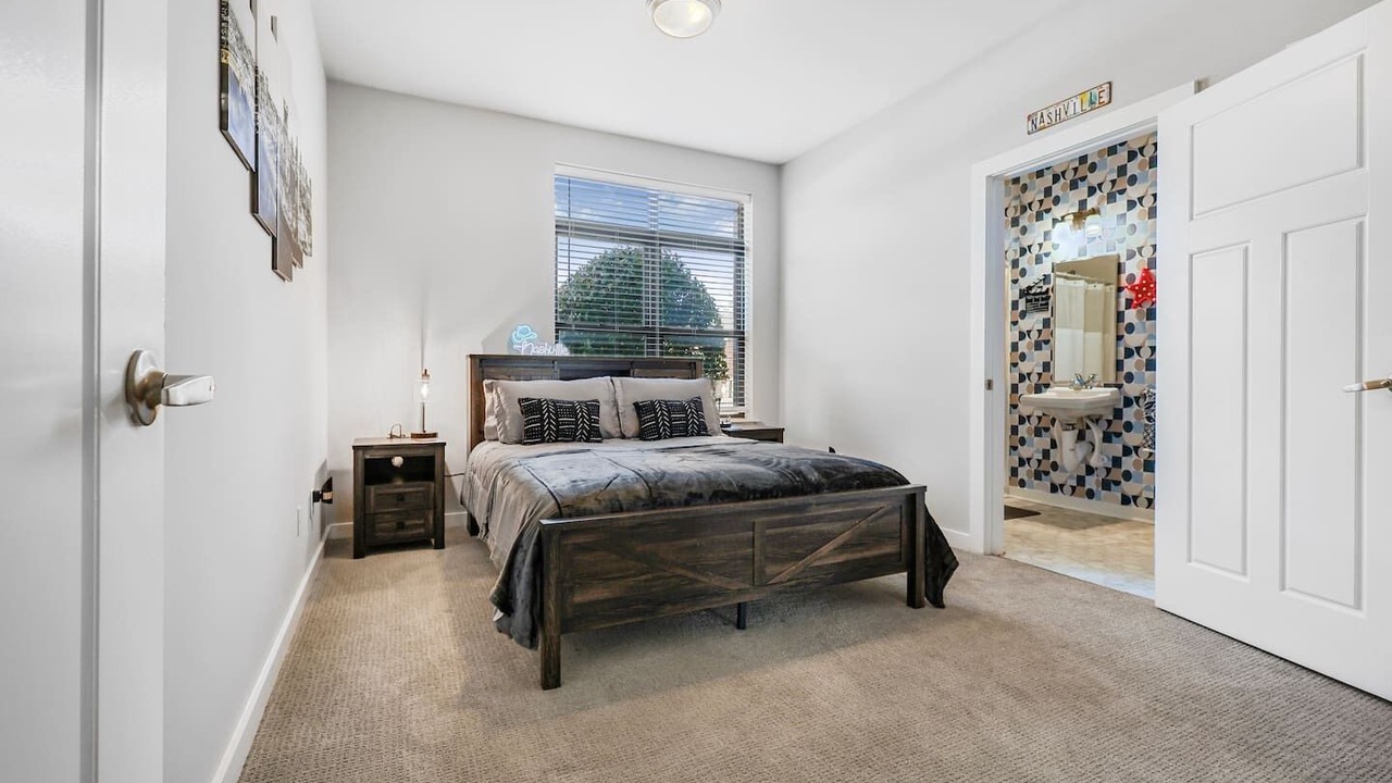 Photo of Bedroom in Salemtown