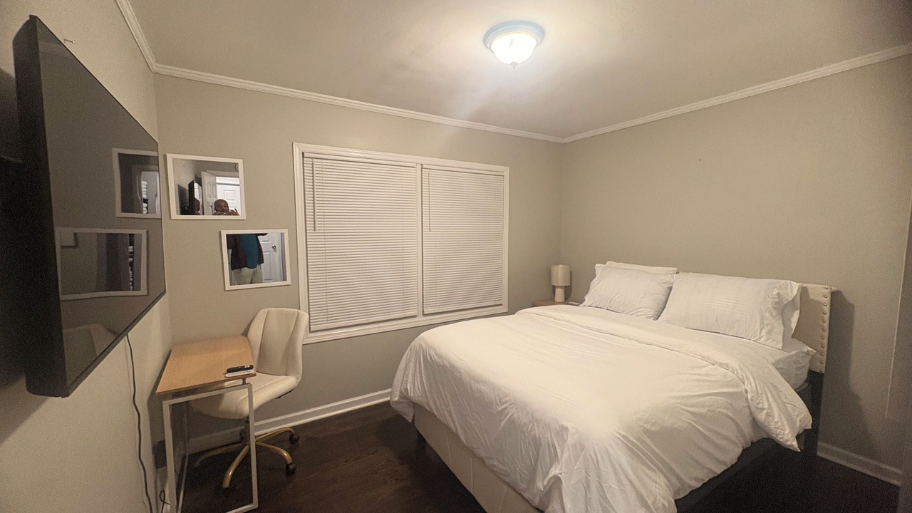 Photo of Bedroom in Belvedere Park