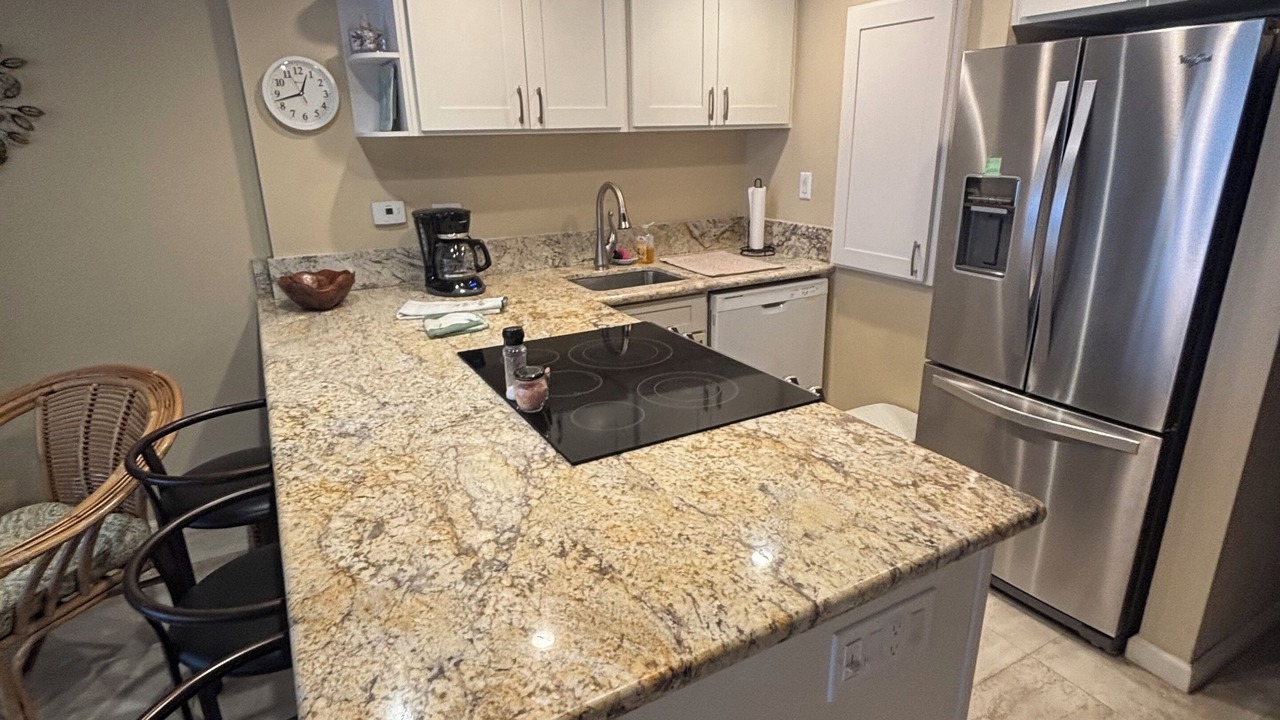 Photo of Kitchen in Makaha