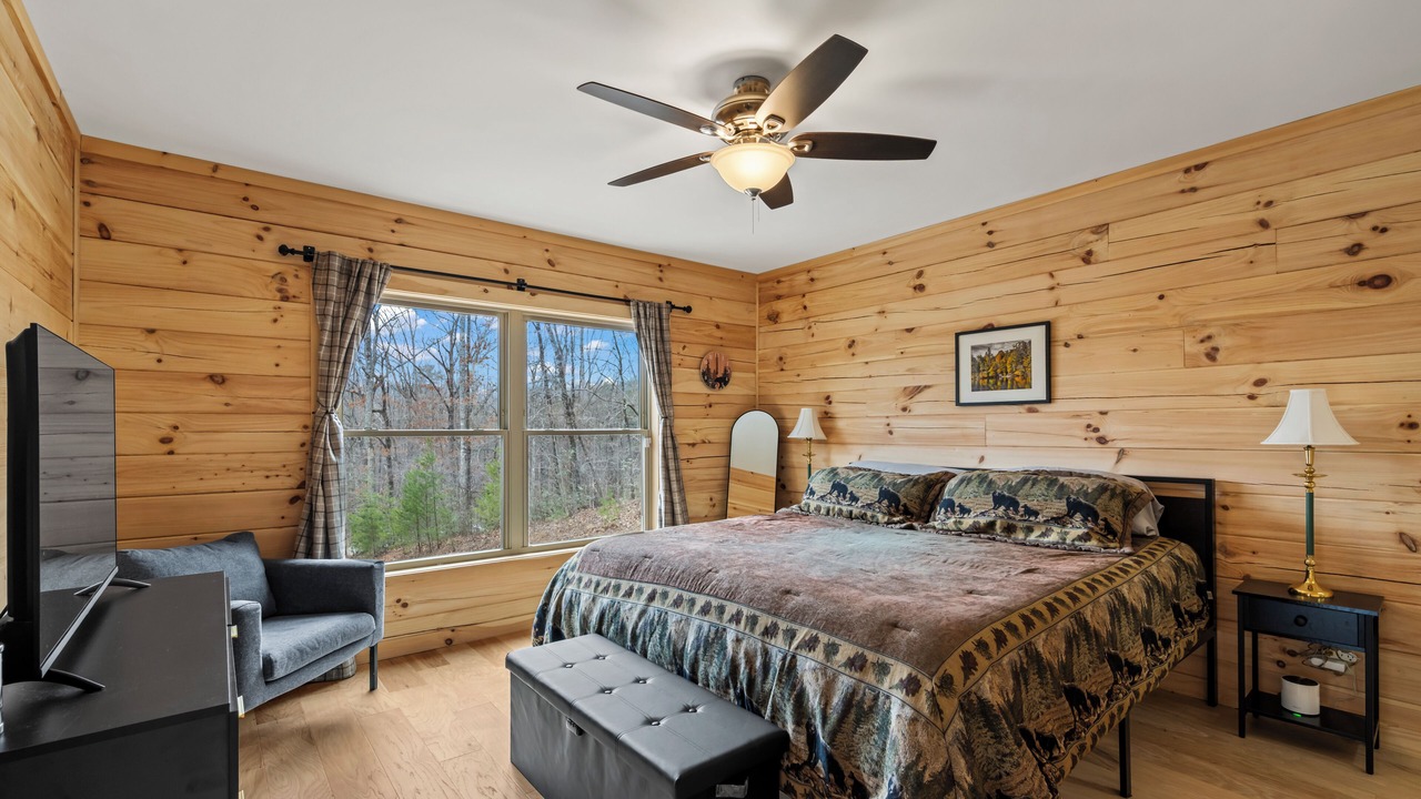 Photo of Bedroom in Lake Lure