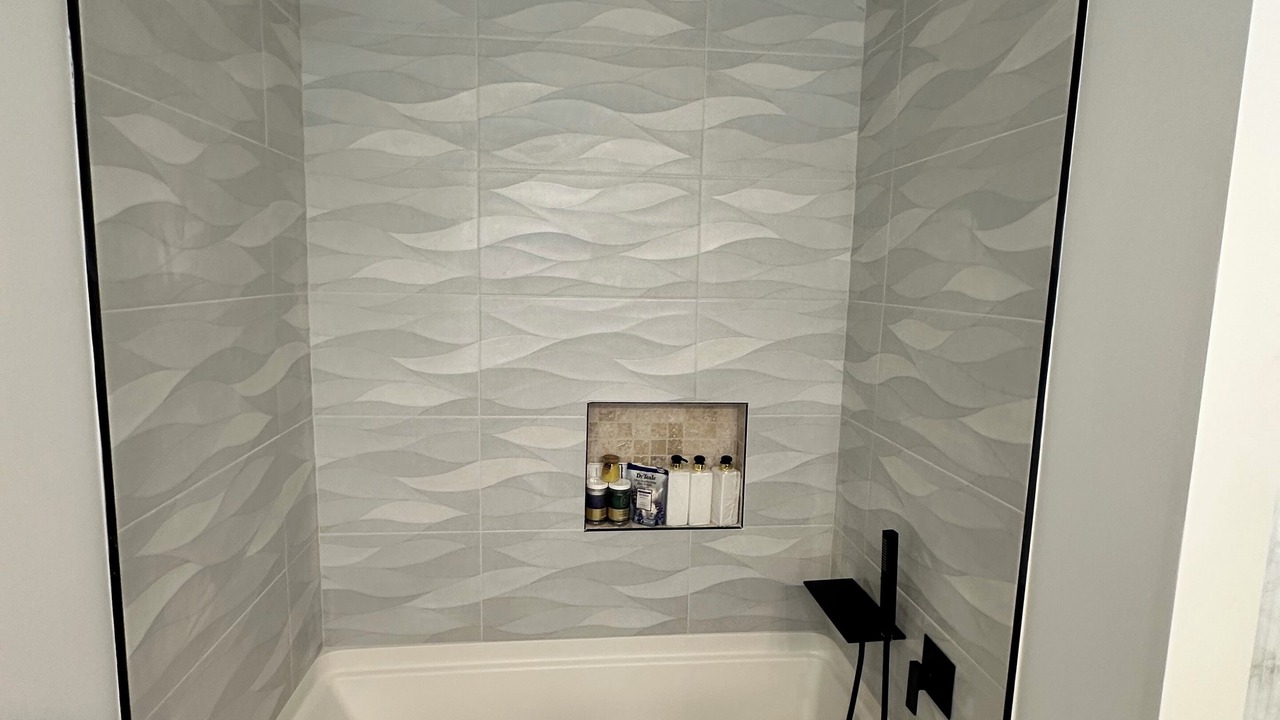 Photo of Bathroom in Collier Heights