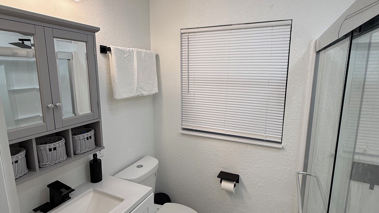 Photo of Bathroom in Edgewater