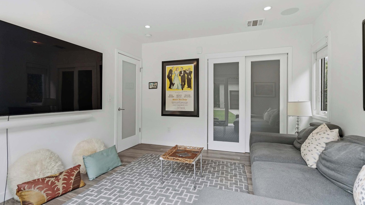 Photo of Bedroom in Mar Vista