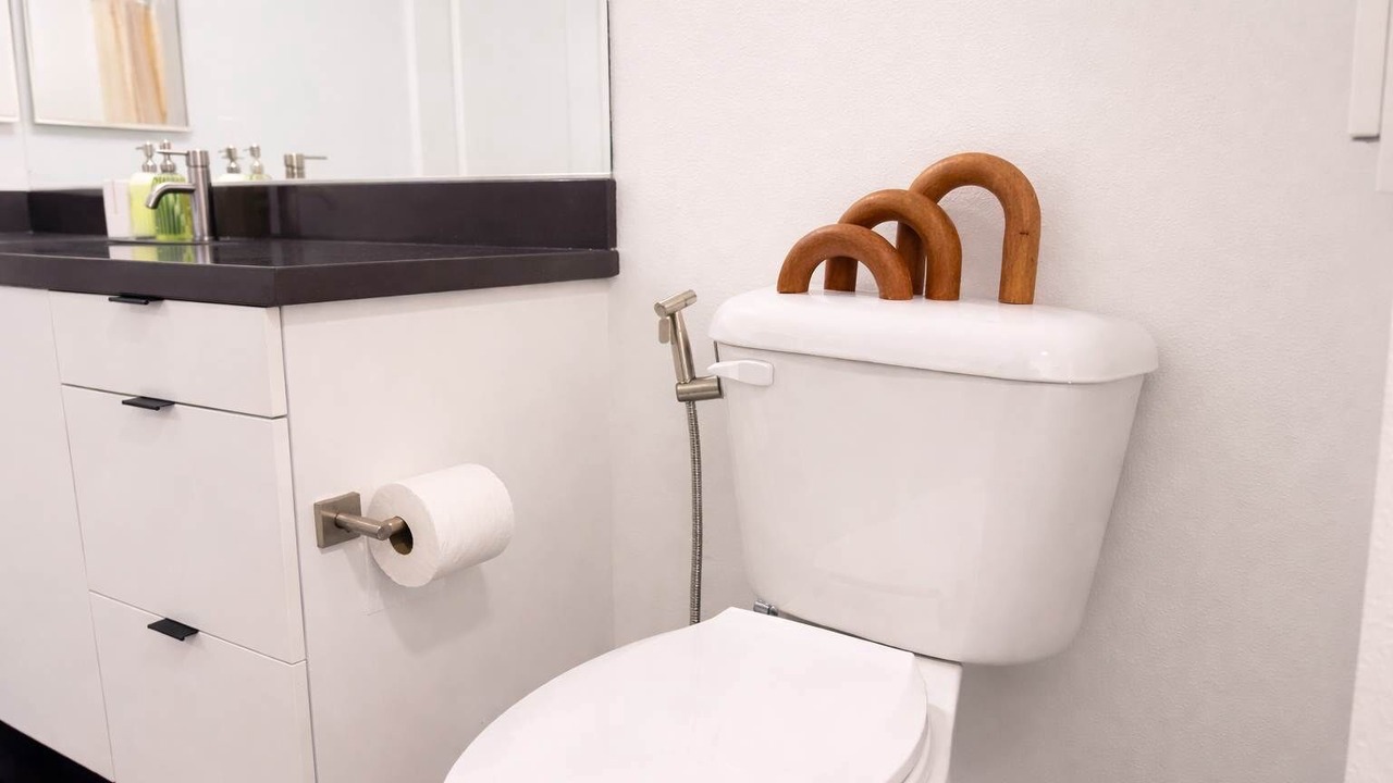 Photo of Bathroom in Lyon Street