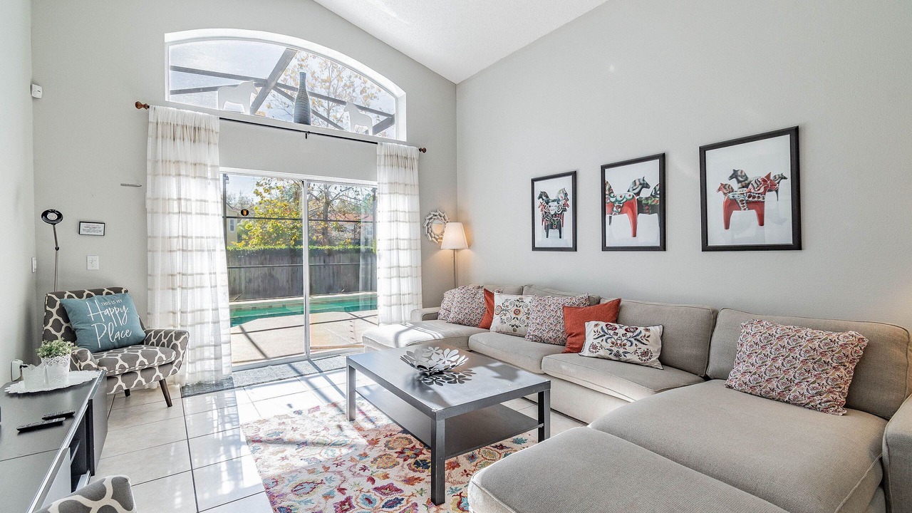 Photo of Livingroom in Lake Berkley