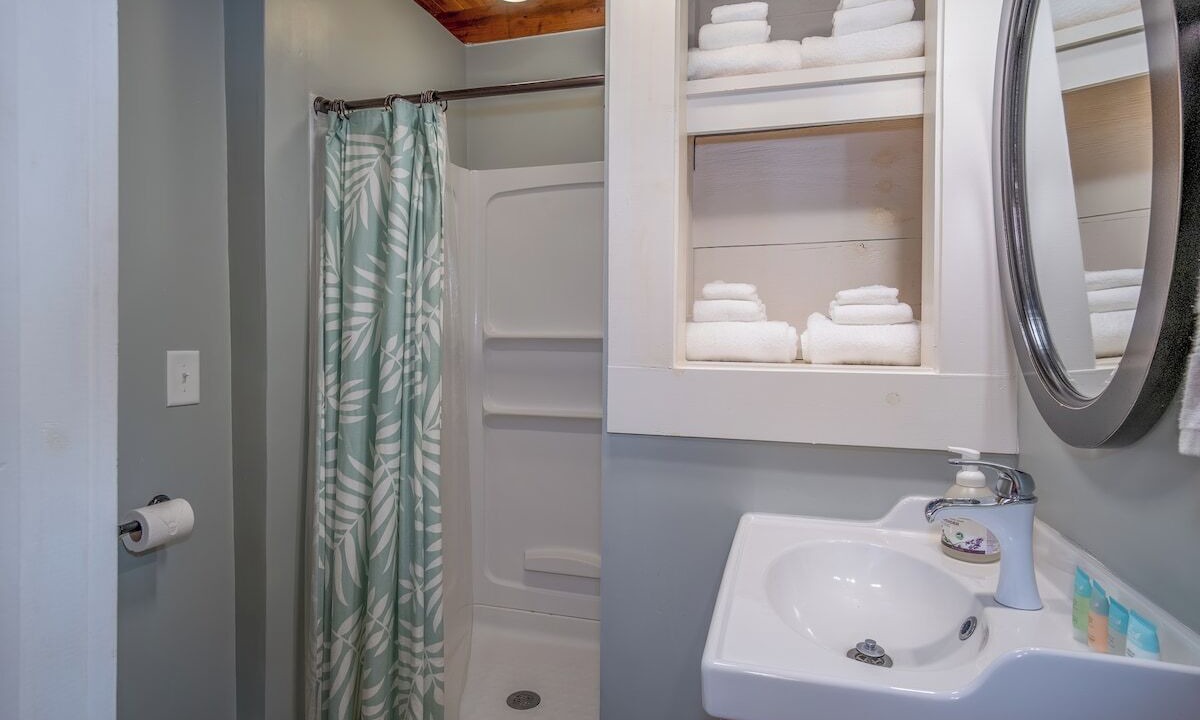 Photo of Bathroom in Cedar Mountain