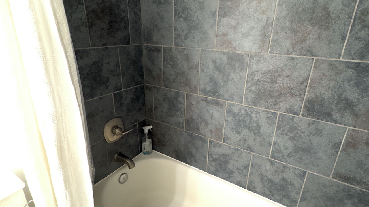 Photo of Bathroom in McCully - Moiliili