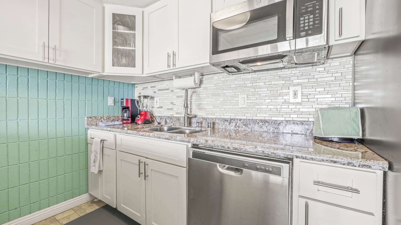 Photo of Kitchen in Punaluu