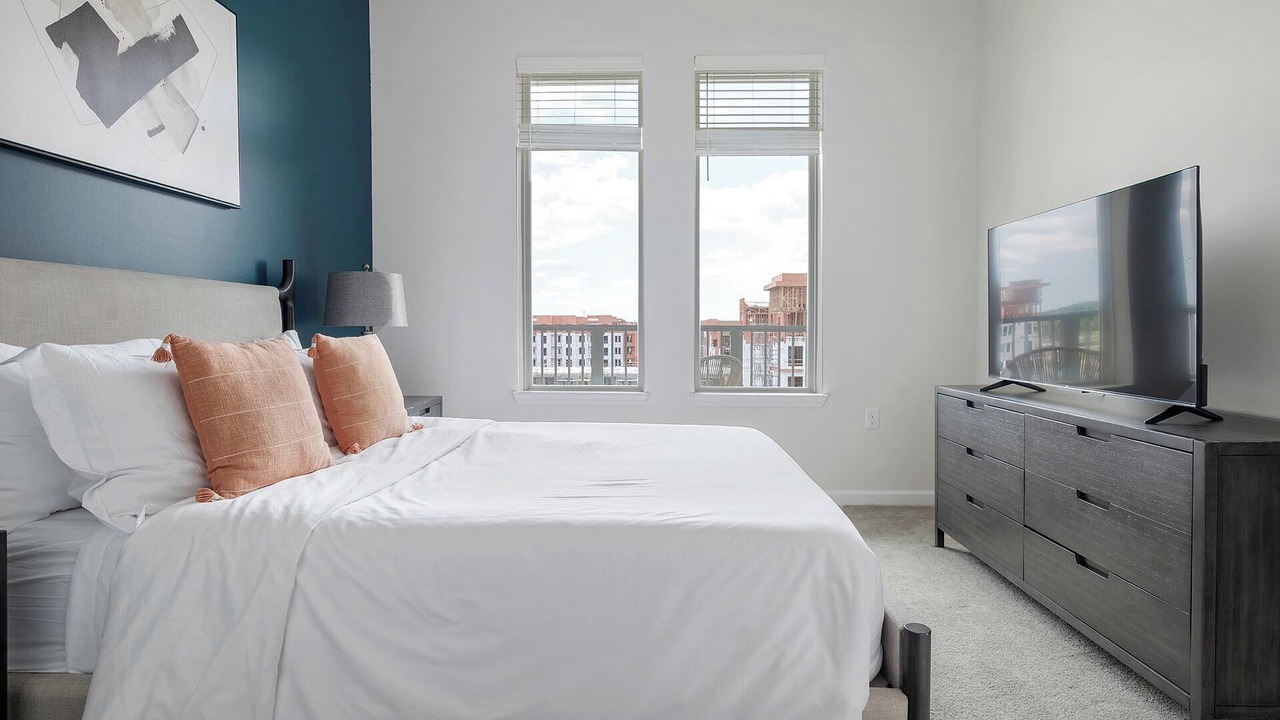 Photo of Bedroom in Florida Center