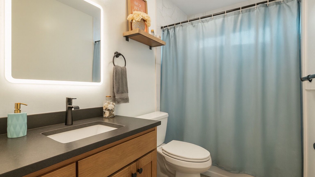 Photo of Bathroom in Hauula