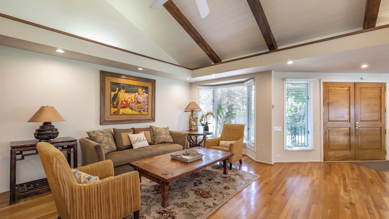 Photo of Livingroom in Kahala