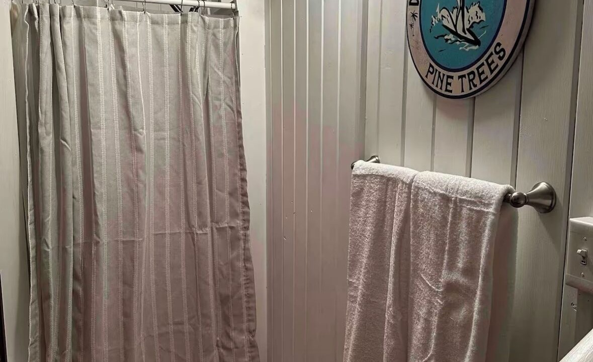 Photo of Bathroom in Mark Twain