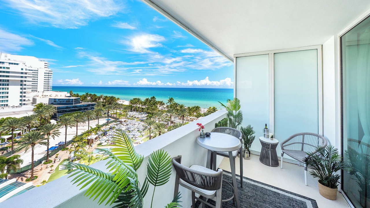 Photo of Outdoor in Mid Beach