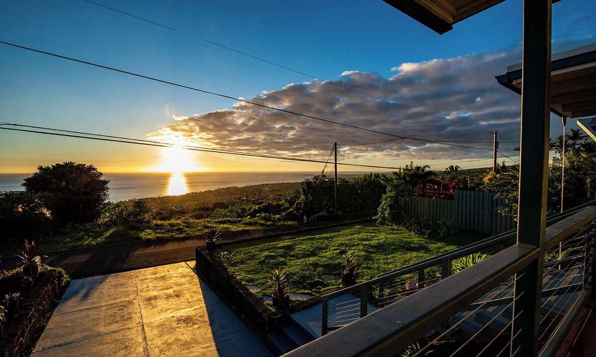 Photo of Patio Balcony in Kahaluu-Keauhou
