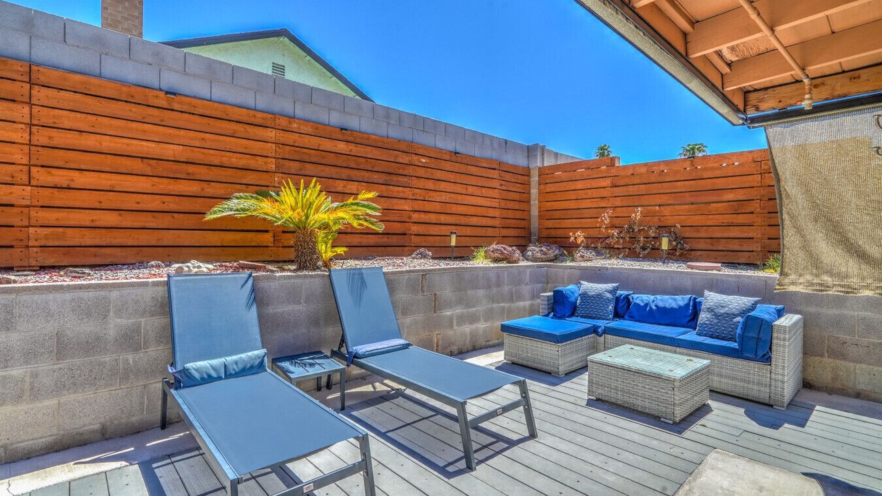 Photo of Patio Balcony in Green Valley North