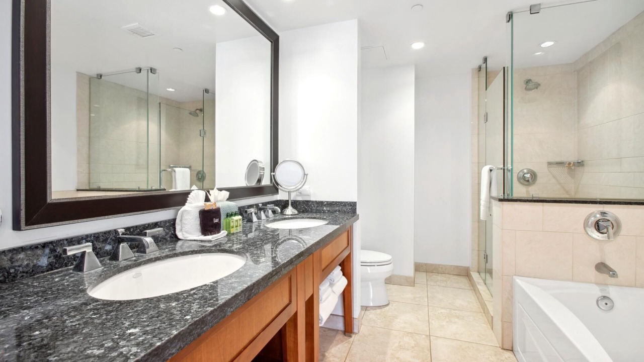 Photo of Bathroom in Honokowai