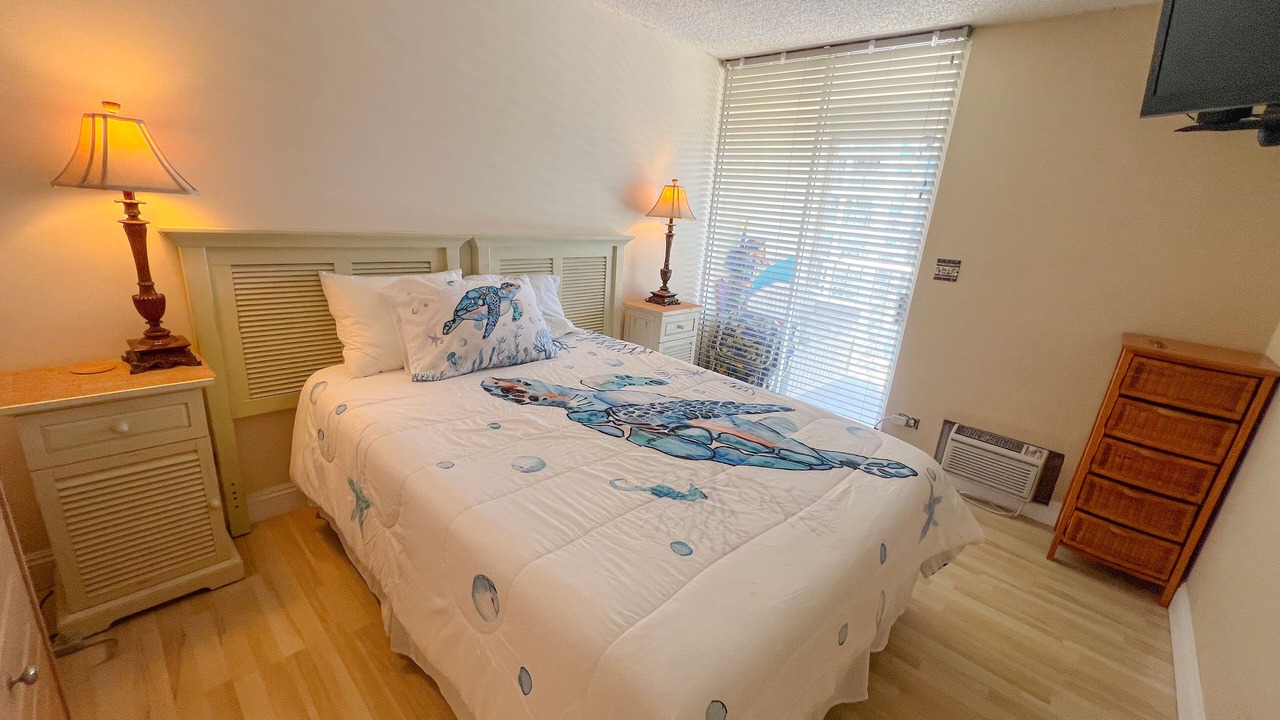 Photo of Bedroom in Waikiki