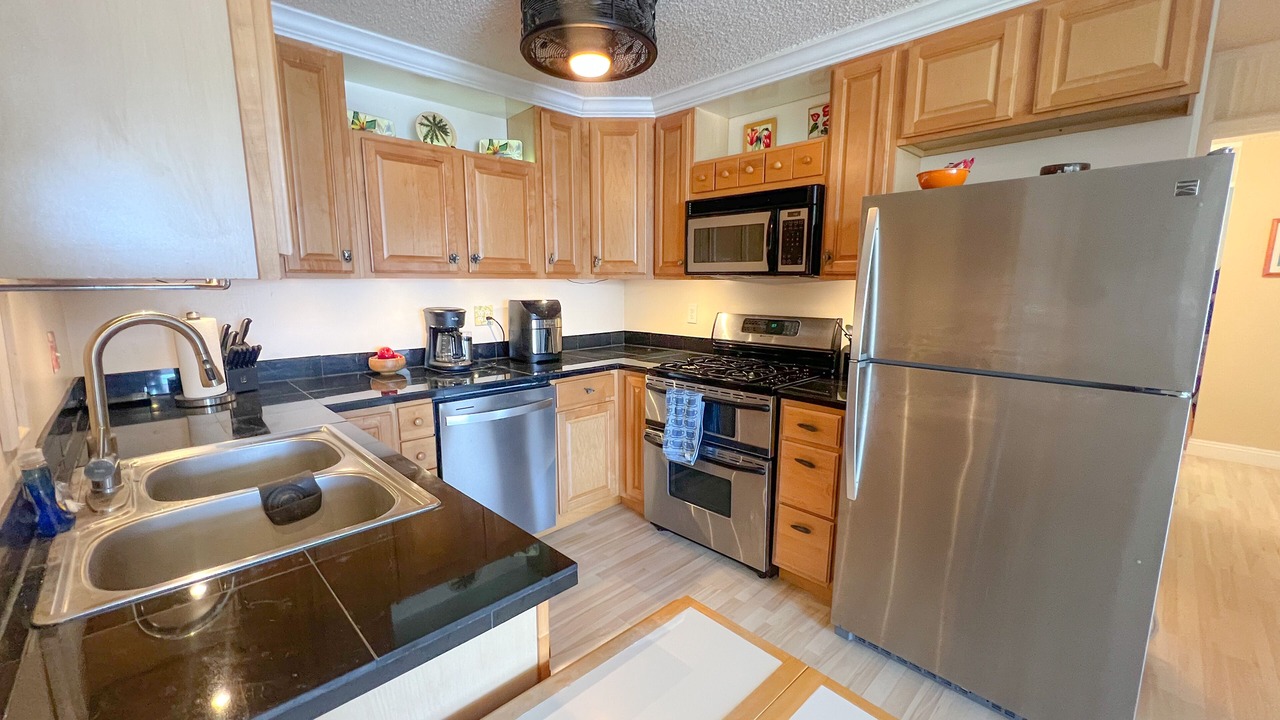 Photo of Kitchen in Waikiki