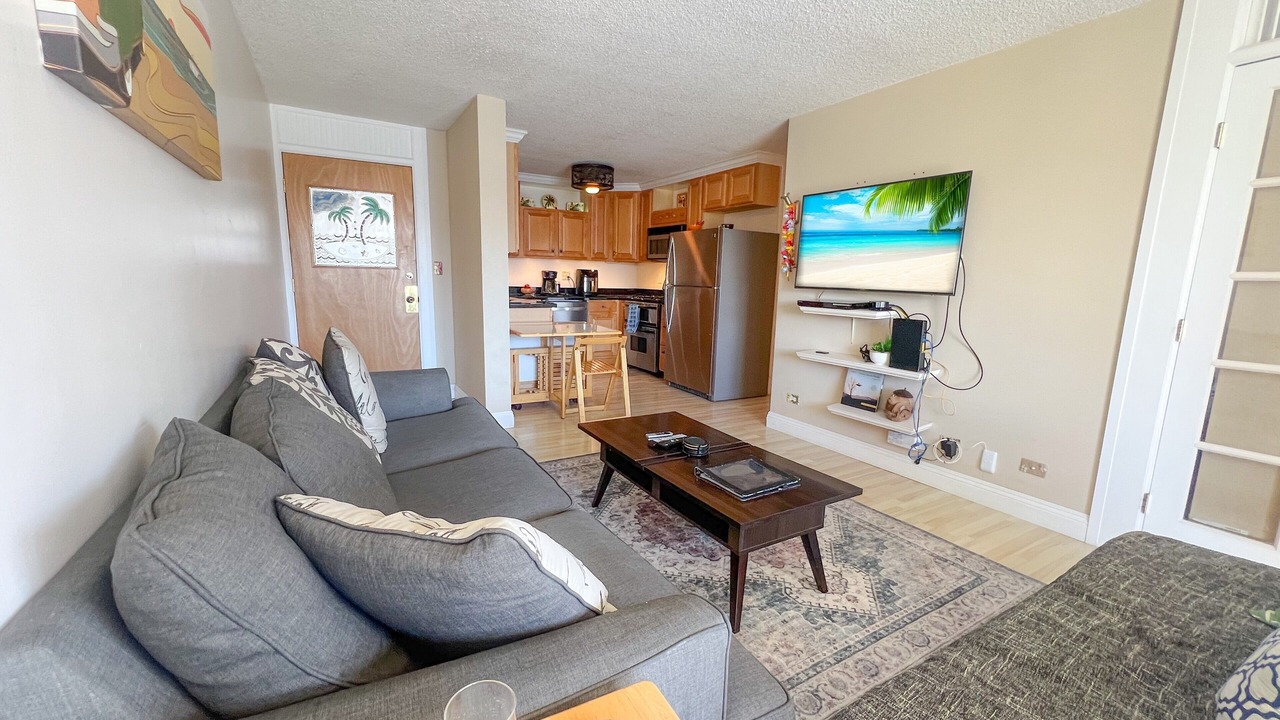 Photo of Livingroom in Waikiki