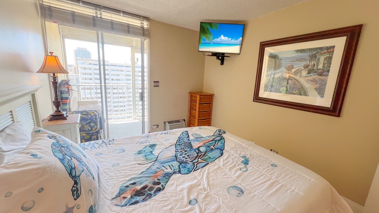 Photo of Bedroom in Waikiki