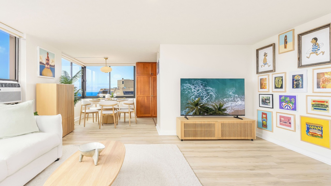 Photo of Bedroom in Waikiki