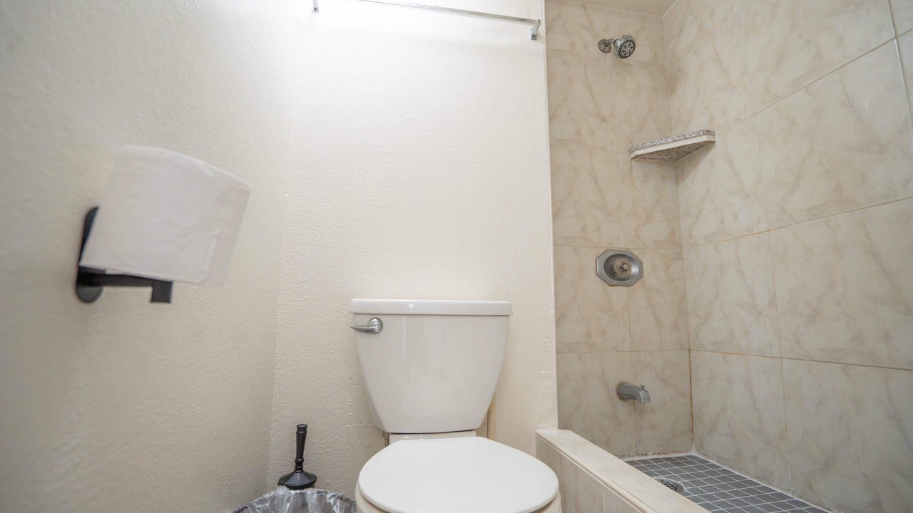 Photo of Bathroom in Waikiki