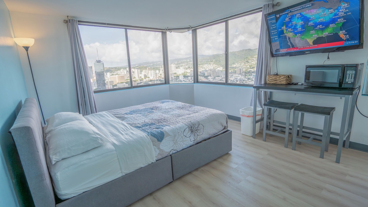 Photo of Bedroom in Waikiki
