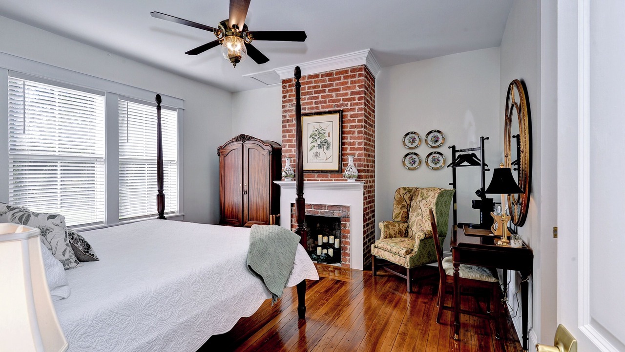 Photo of Bedroom in Stonehouse