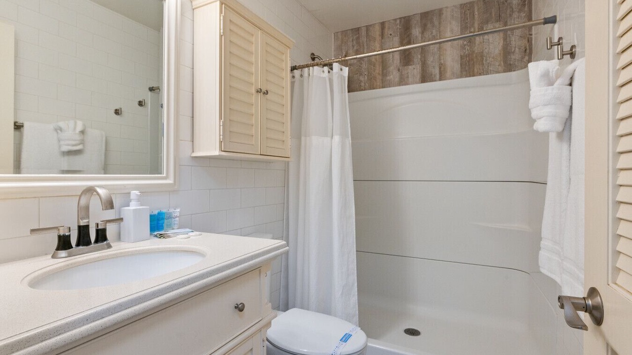 Photo of Bathroom in Kahuku