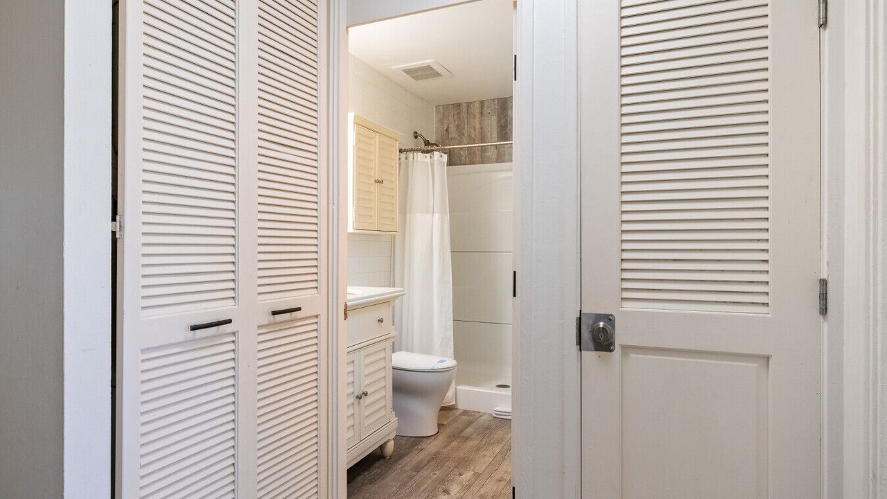 Photo of Bathroom in Kahuku