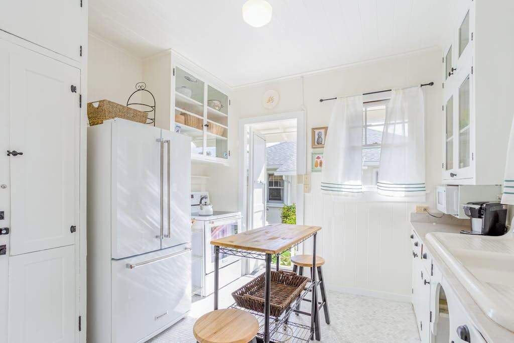 Photo of Kitchen in Diamond Head - Kapahulu - St. Louis