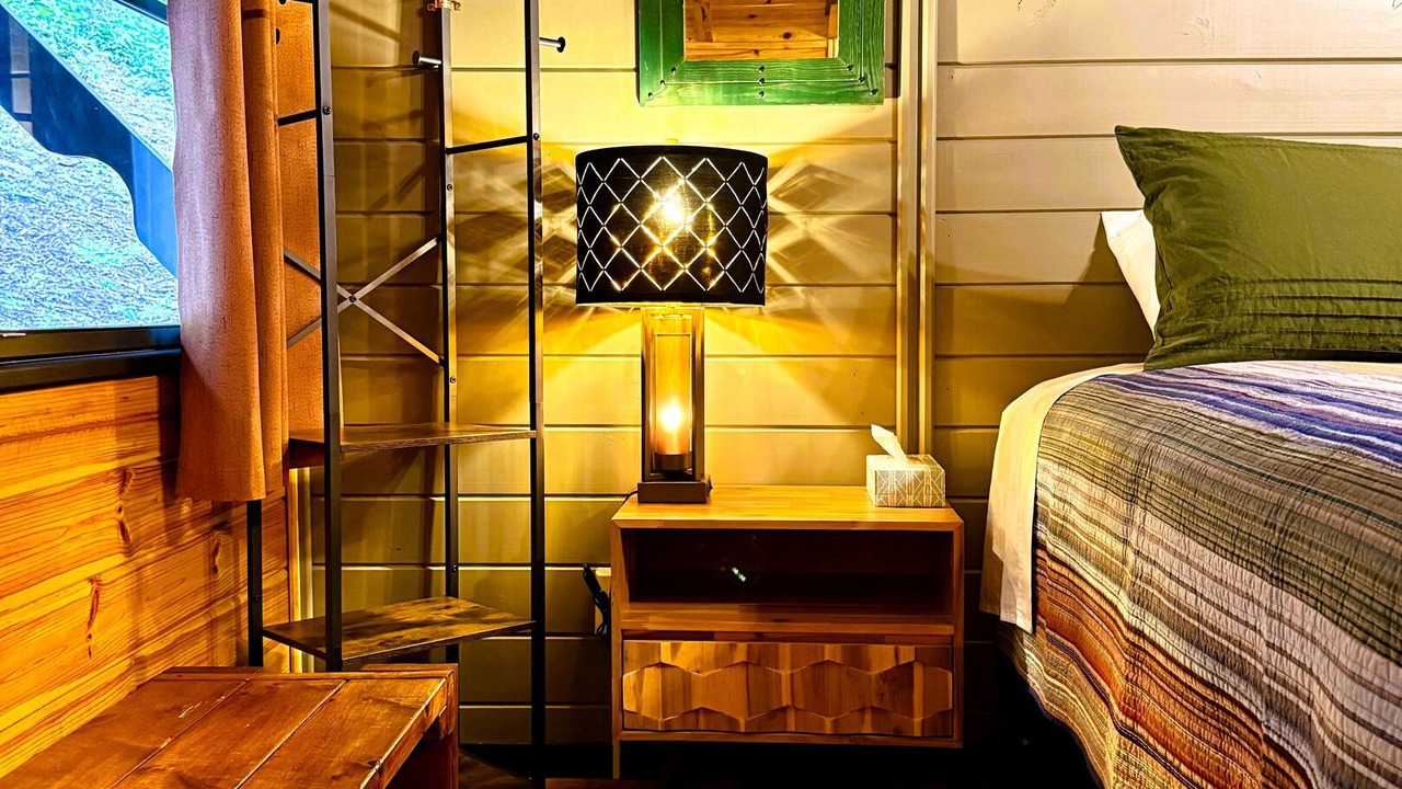 Photo of Bedroom in Laurel Ridge