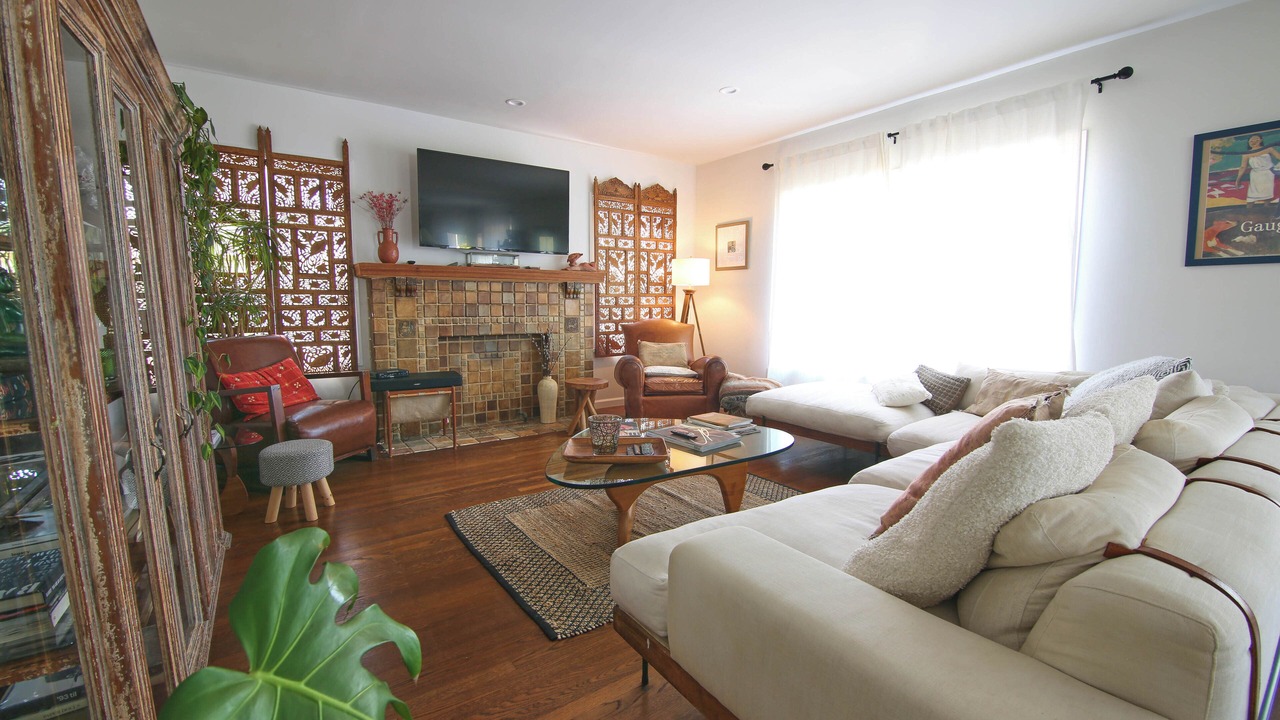 Photo of Livingroom in Mid City