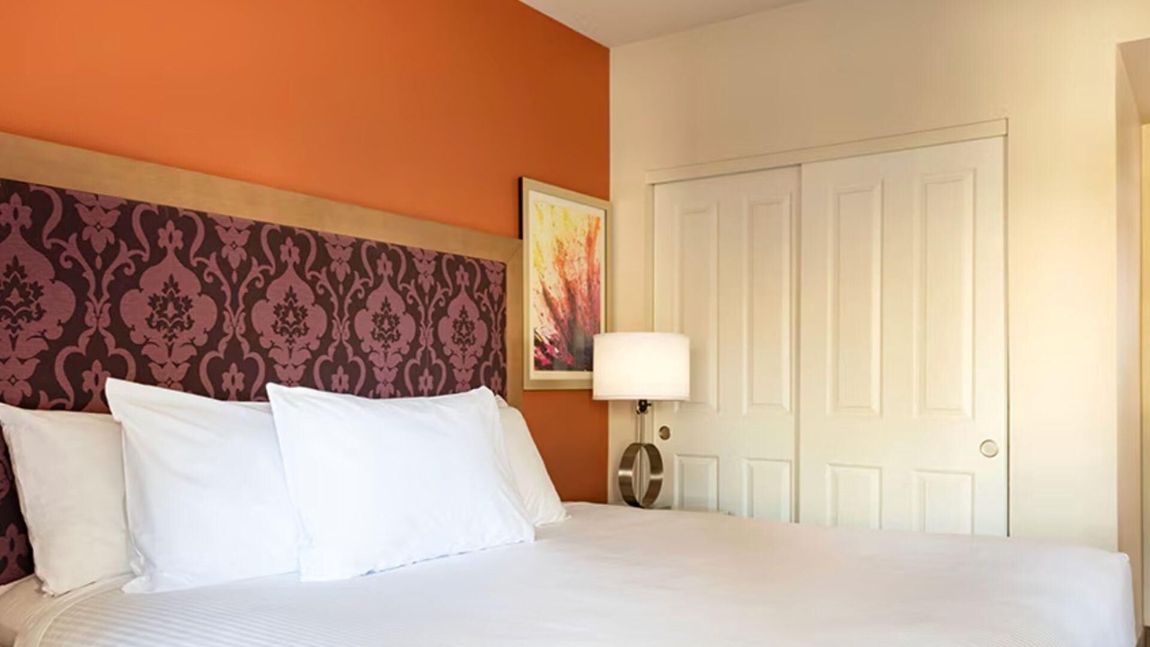 Photo of Bedroom in Enterprise