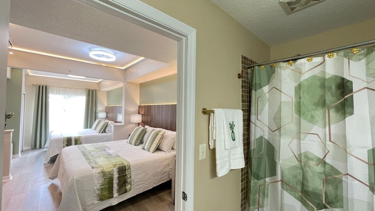 Photo of Bedroom in Florida Center